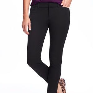 Old Navy Mid-Rise Pixie Pants
